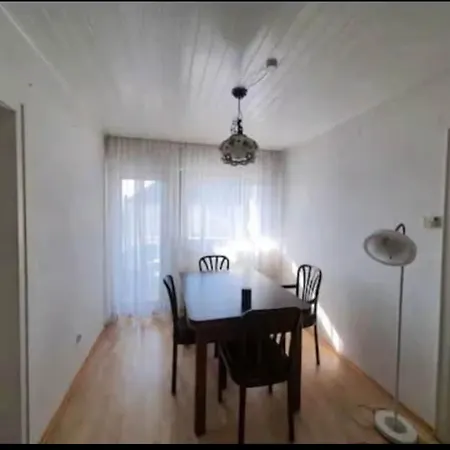 Monteurzimmer In Apartmán